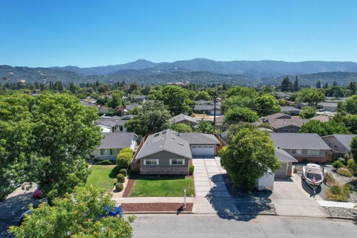 1060 Wallace Drive, San Jose, California 95120