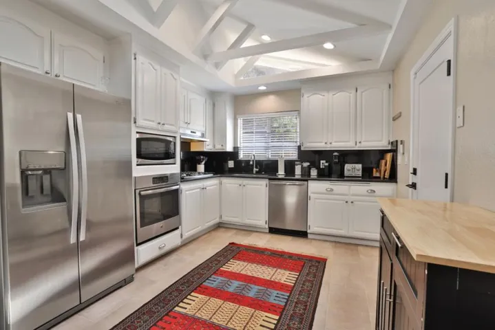 1060 Wallace Drive, San Jose, California 95120