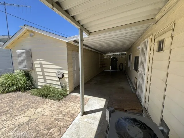 BREEZEWAY BETWEEN HOME & GARAGE