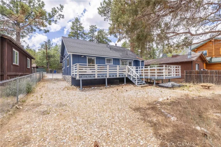 593 Wabash, Sugarloaf, California 92386
