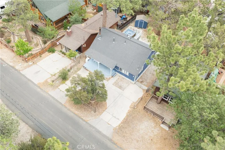 593 Wabash, Sugarloaf, California 92386