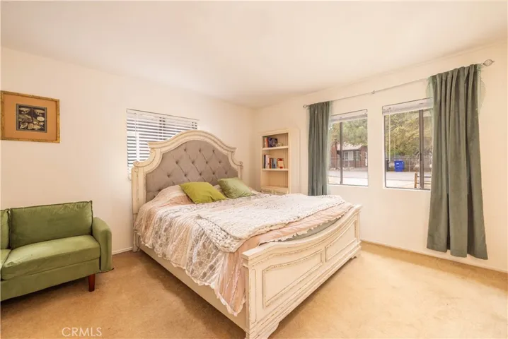 593 Wabash, Sugarloaf, California 92386