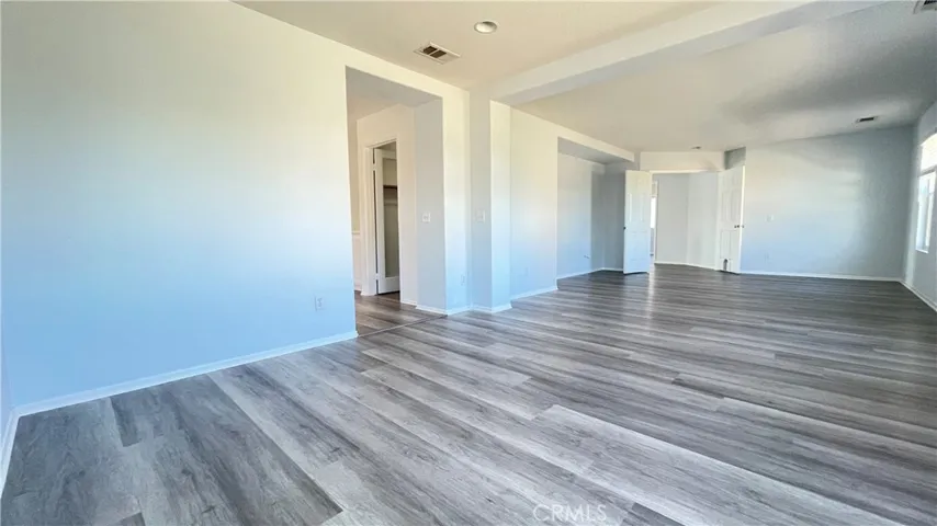6521 Thistledown Street, Eastvale, California 92880
