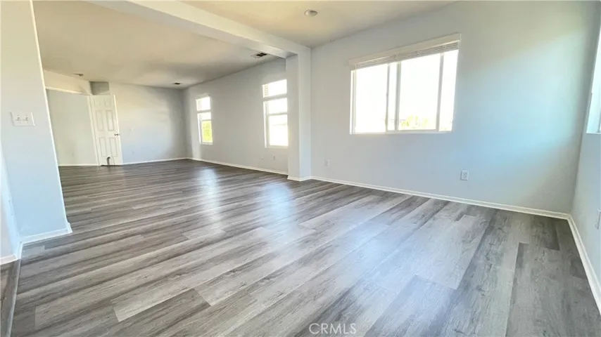 6521 Thistledown Street, Eastvale, California 92880