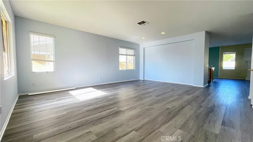 6521 Thistledown Street, Eastvale, California 92880