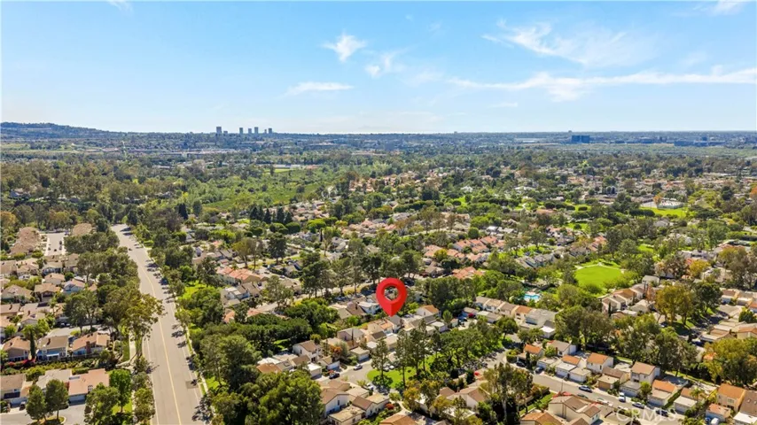 54 Willow Tree, Irvine, California 92612