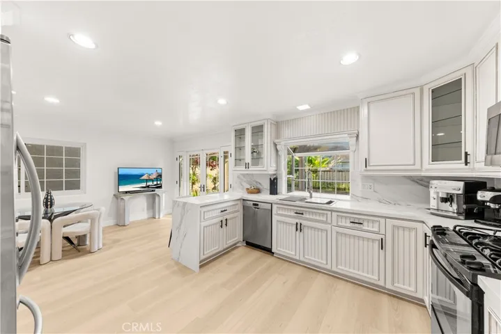 54 Willow Tree, Irvine, California 92612