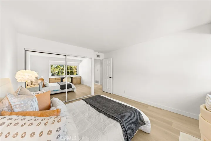 54 Willow Tree, Irvine, California 92612