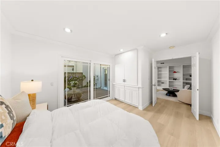 54 Willow Tree, Irvine, California 92612