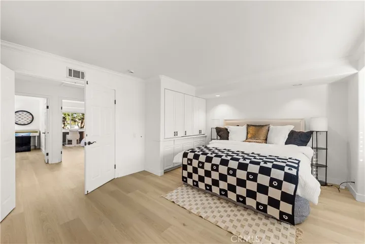 54 Willow Tree, Irvine, California 92612