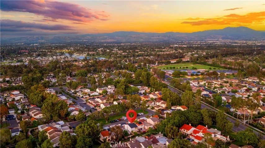54 Willow Tree, Irvine, California 92612