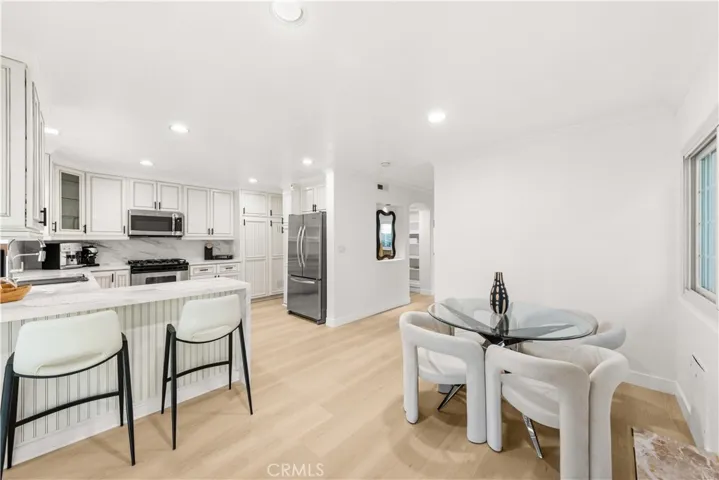 54 Willow Tree, Irvine, California 92612