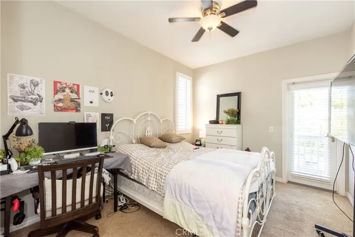 Secondary bedroom with balcony access