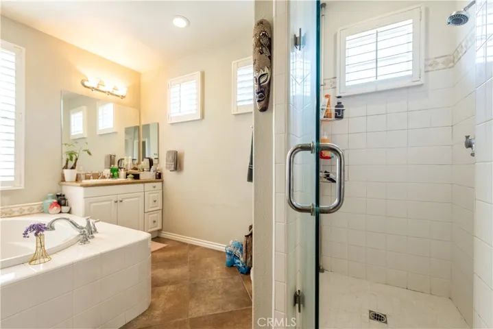 Primary bath shower and tub