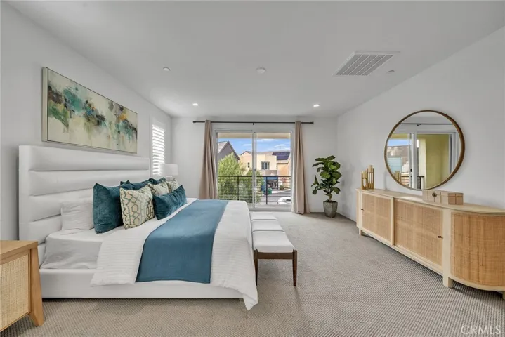 446 Chorus, Irvine, California 92618