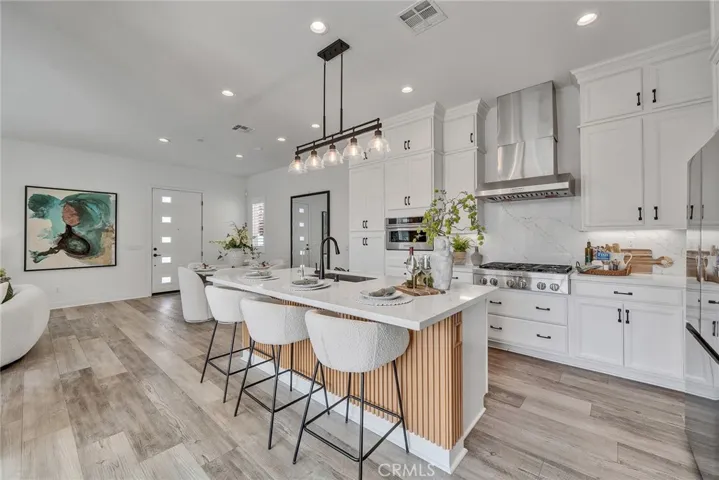 446 Chorus, Irvine, California 92618