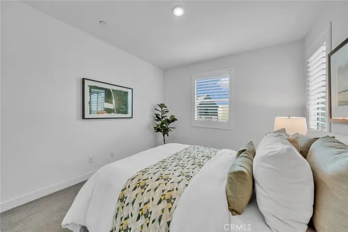 446 Chorus, Irvine, California 92618