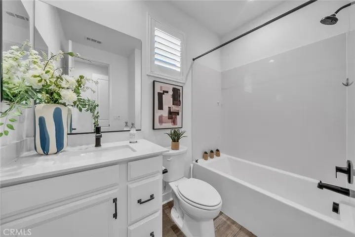 446 Chorus, Irvine, California 92618
