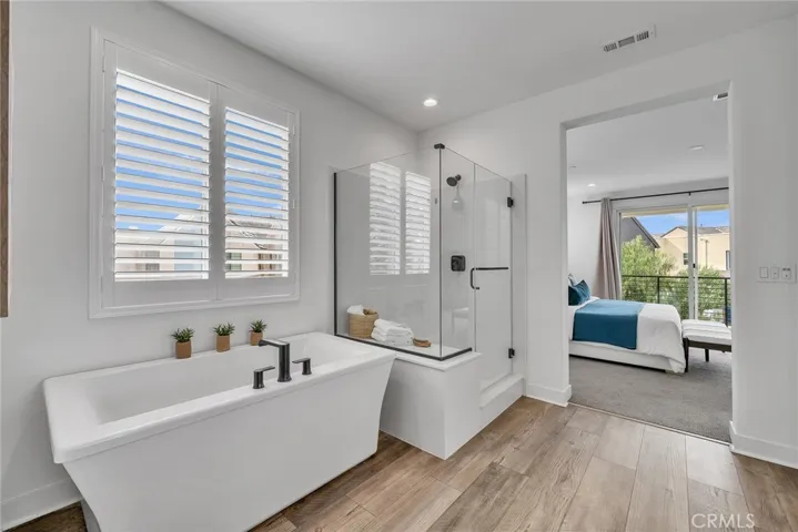 446 Chorus, Irvine, California 92618