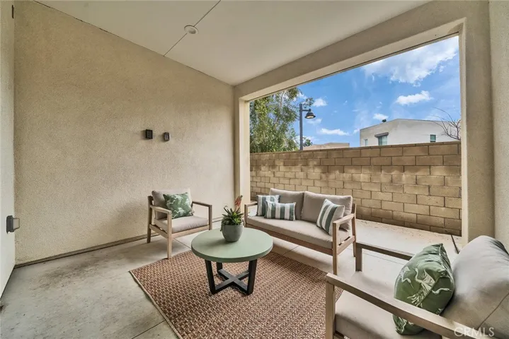 446 Chorus, Irvine, California 92618