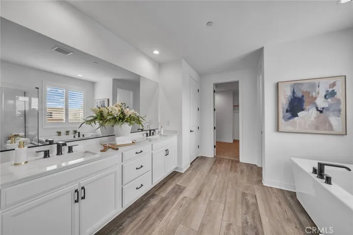 446 Chorus, Irvine, California 92618