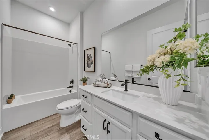 446 Chorus, Irvine, California 92618
