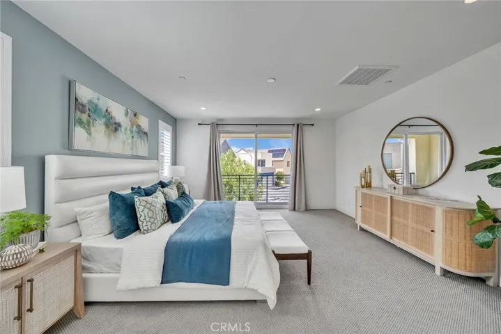 446 Chorus, Irvine, California 92618