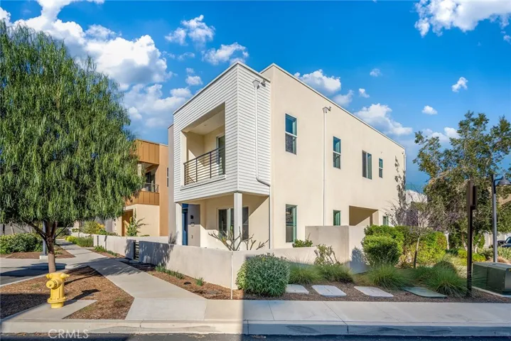 446 Chorus, Irvine, California 92618