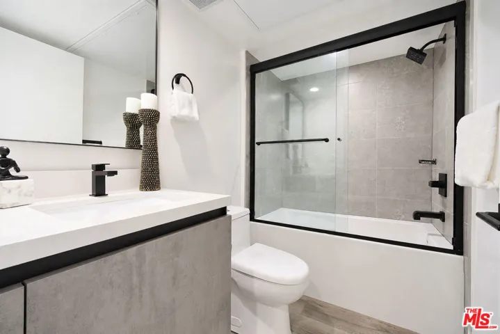 11614 Colfax Meadow Lane, Studio City, California 91604