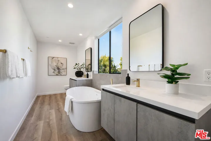 11614 Colfax Meadow Lane, Studio City, California 91604