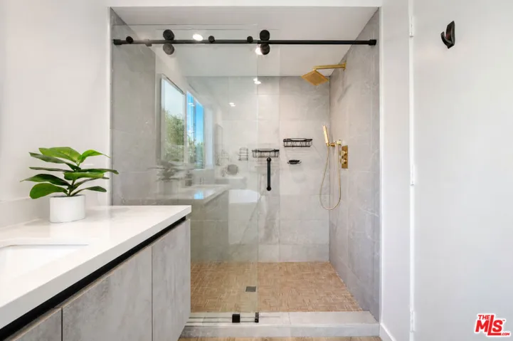 11614 Colfax Meadow Lane, Studio City, California 91604