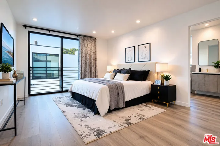 11614 Colfax Meadow Lane, Studio City, California 91604