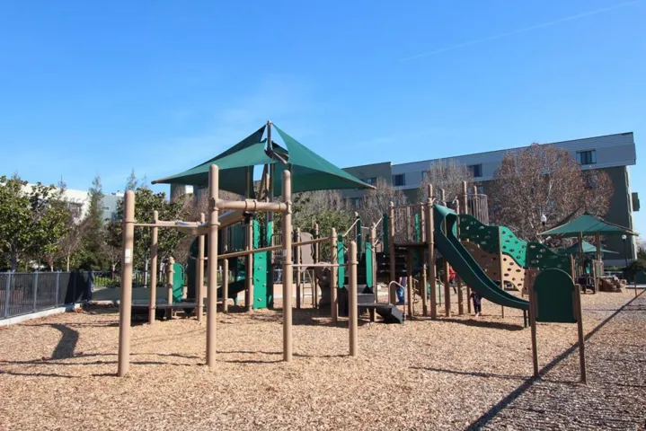 88 Bush Street 2202, San Jose, California 95126