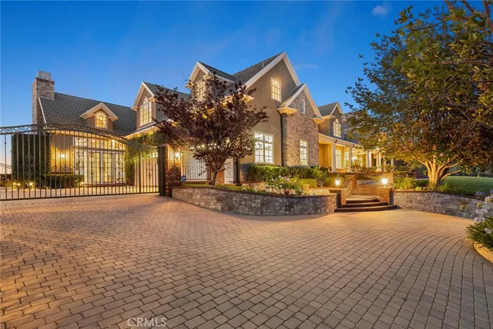 2061 Skyline Drive, Fullerton, California 92831