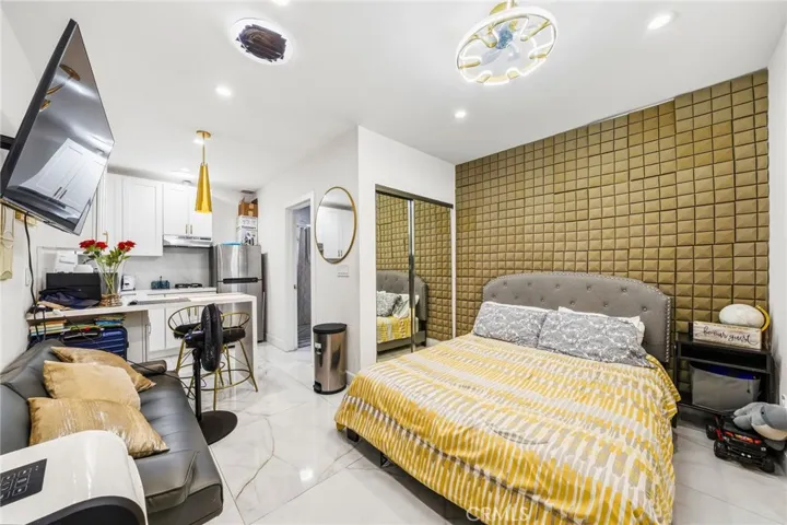 24812 Pitcairn Way, Torrance, California 90505