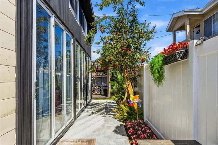 24812 Pitcairn Way, Torrance, California 90505