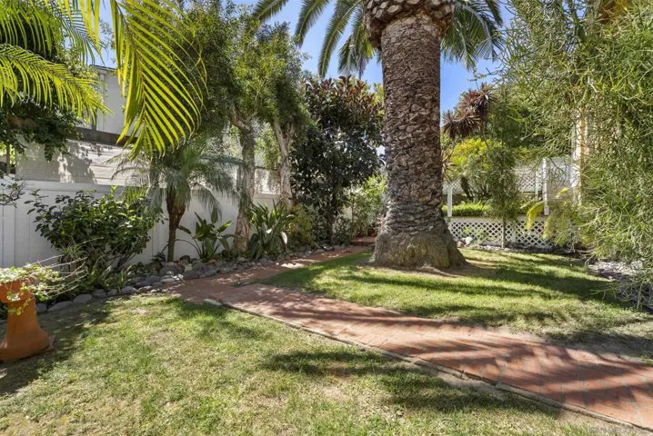 4886 Jewell Street, San Diego, California 92109