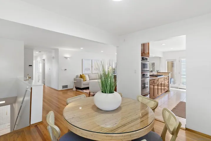 4886 Jewell Street, San Diego, California 92109