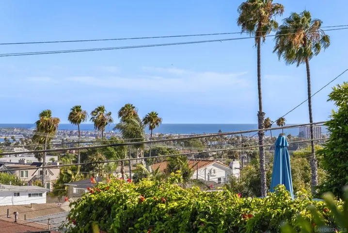 4886 Jewell Street, San Diego, California 92109