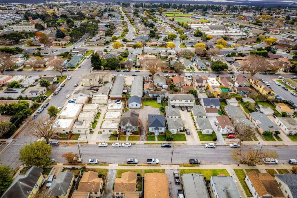 Lang Street, Salinas, California 93901 — photo 4