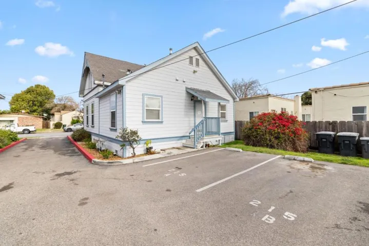 Lang Street, Salinas, California 93901