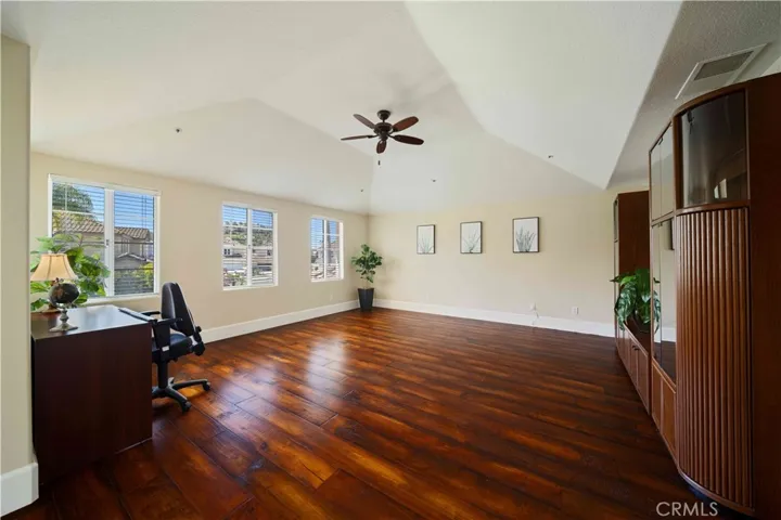 Upstairs Bonus Room