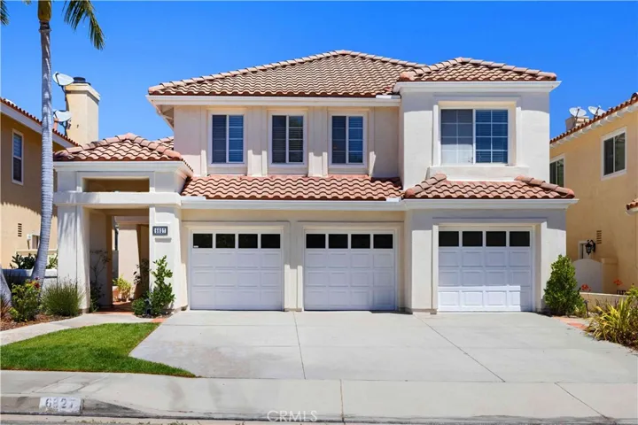Welcome to 6627 E Pinnacle Pointe in Orange