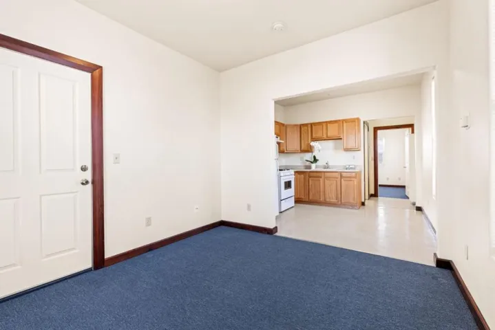 Lang Street, Salinas, California 93901