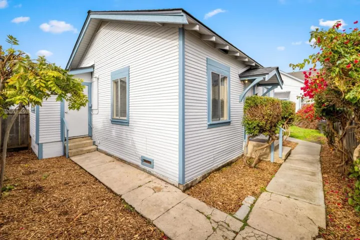 Lang Street, Salinas, California 93901