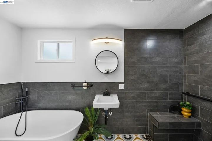 39525 Eric St, Fremont, California 94538