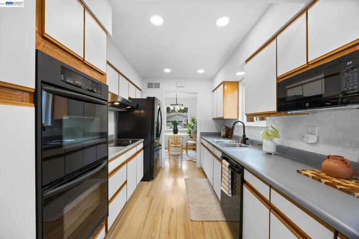 39525 Eric St, Fremont, California 94538