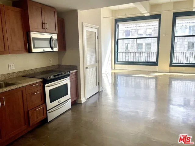 315 W 5th Street 510, Los Angeles, California 90013