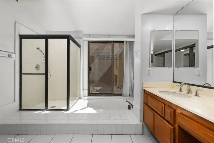 1760 Del Prado, Pomona, California 91768
