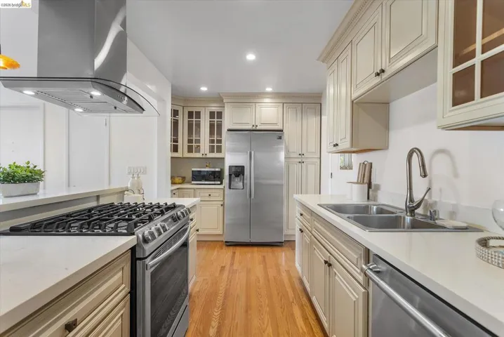 410 Marine St, Richmond, California 94801